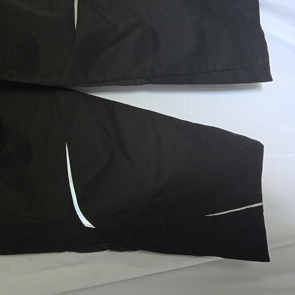 Pants - Picture 5 of 11